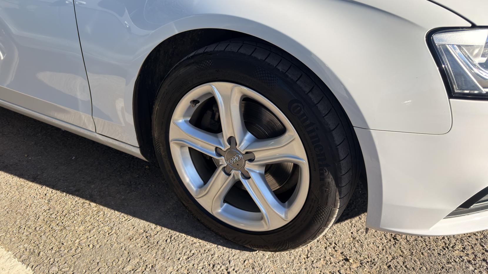 Audi A4 Avant 2.0 TFSI SE Estate 5dr Petrol Multitronic Euro 5 (s/s) (211 ps)