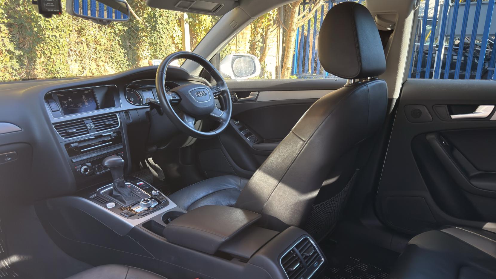 Audi A4 Avant 2.0 TFSI SE Estate 5dr Petrol Multitronic Euro 5 (s/s) (211 ps)