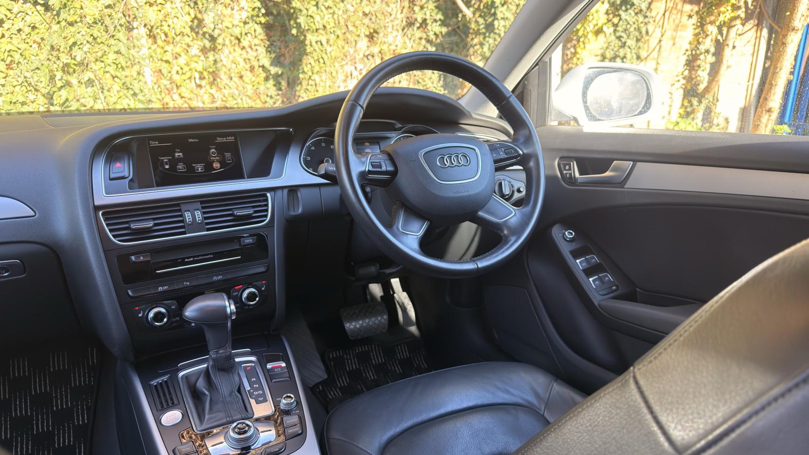 Audi A4 Avant 2.0 TFSI SE Estate 5dr Petrol Multitronic Euro 5 (s/s) (211 ps)