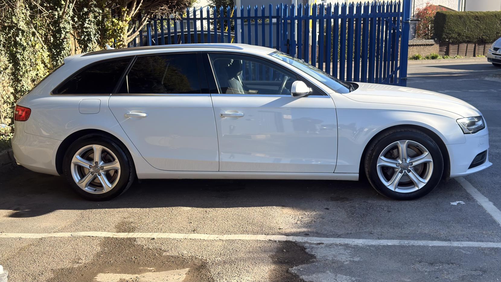 Audi A4 Avant 2.0 TFSI SE Estate 5dr Petrol Multitronic Euro 5 (s/s) (211 ps)