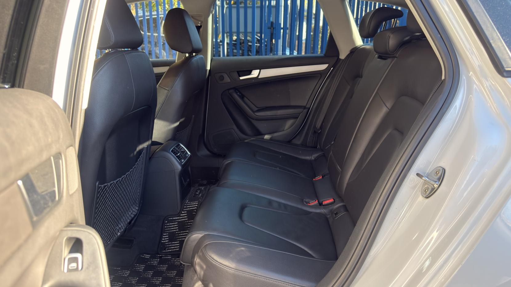 Audi A4 Avant 2.0 TFSI SE Estate 5dr Petrol Multitronic Euro 5 (s/s) (211 ps)