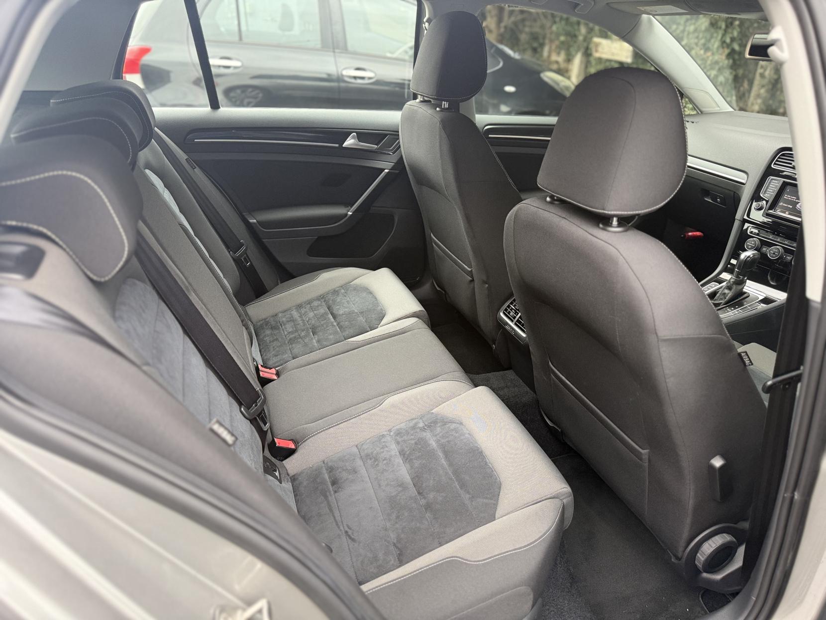 Volkswagen Golf 1.4 TSI BlueMotion Tech Match Hatchback 5dr Petrol DSG Euro 6 (s/s) (125 ps)