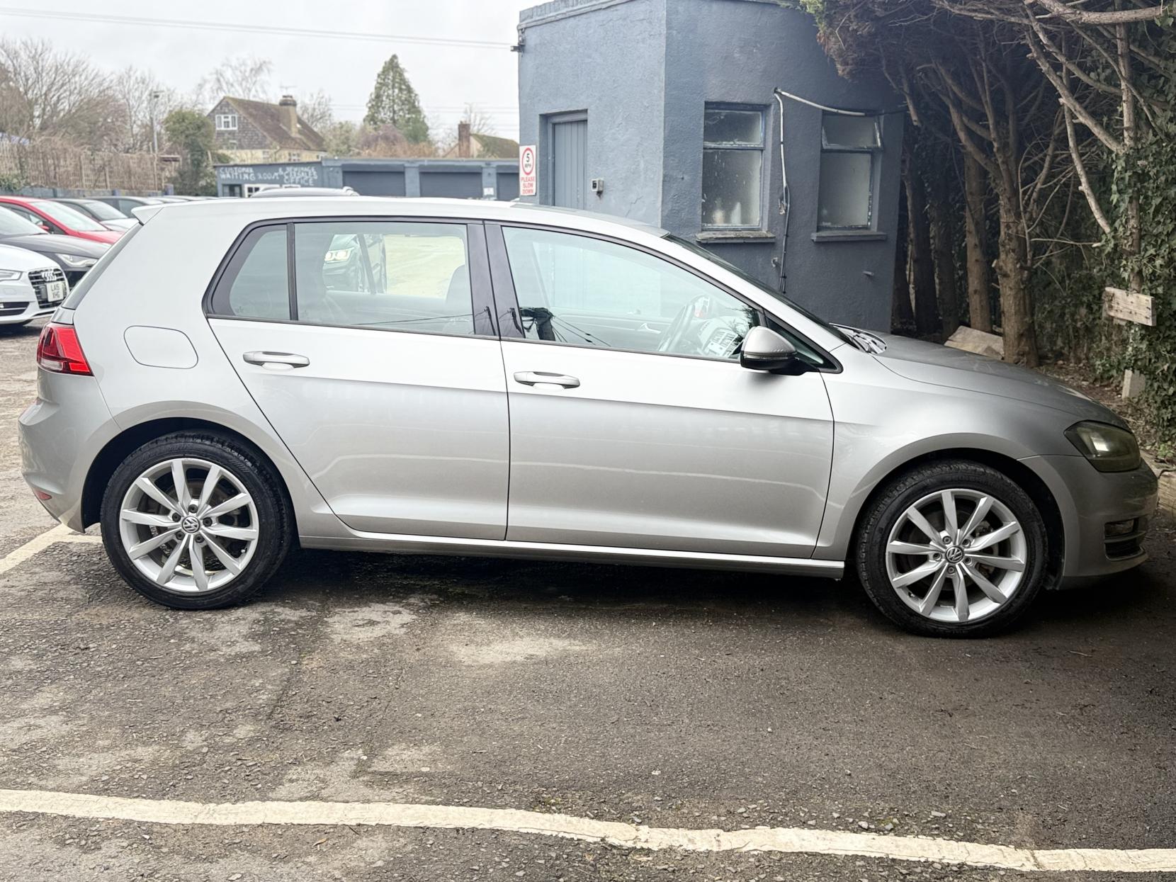 Volkswagen Golf 1.4 TSI BlueMotion Tech Match Hatchback 5dr Petrol DSG Euro 6 (s/s) (125 ps)
