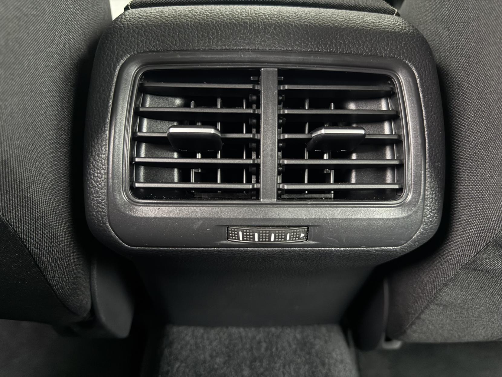 Volkswagen Golf 1.4 TSI BlueMotion Tech Match Hatchback 5dr Petrol DSG Euro 6 (s/s) (125 ps)