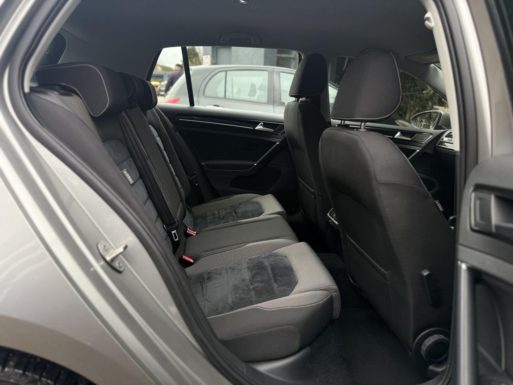 Volkswagen Golf 1.4 TSI BlueMotion Tech Match Hatchback 5dr Petrol DSG Euro 6 (s/s) (125 ps)