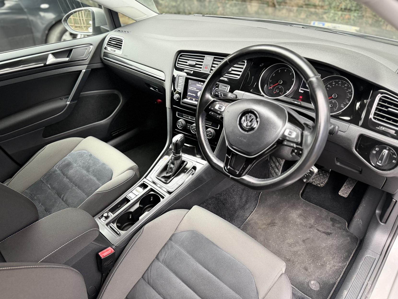 Volkswagen Golf 1.4 TSI BlueMotion Tech Match Hatchback 5dr Petrol DSG Euro 6 (s/s) (125 ps)