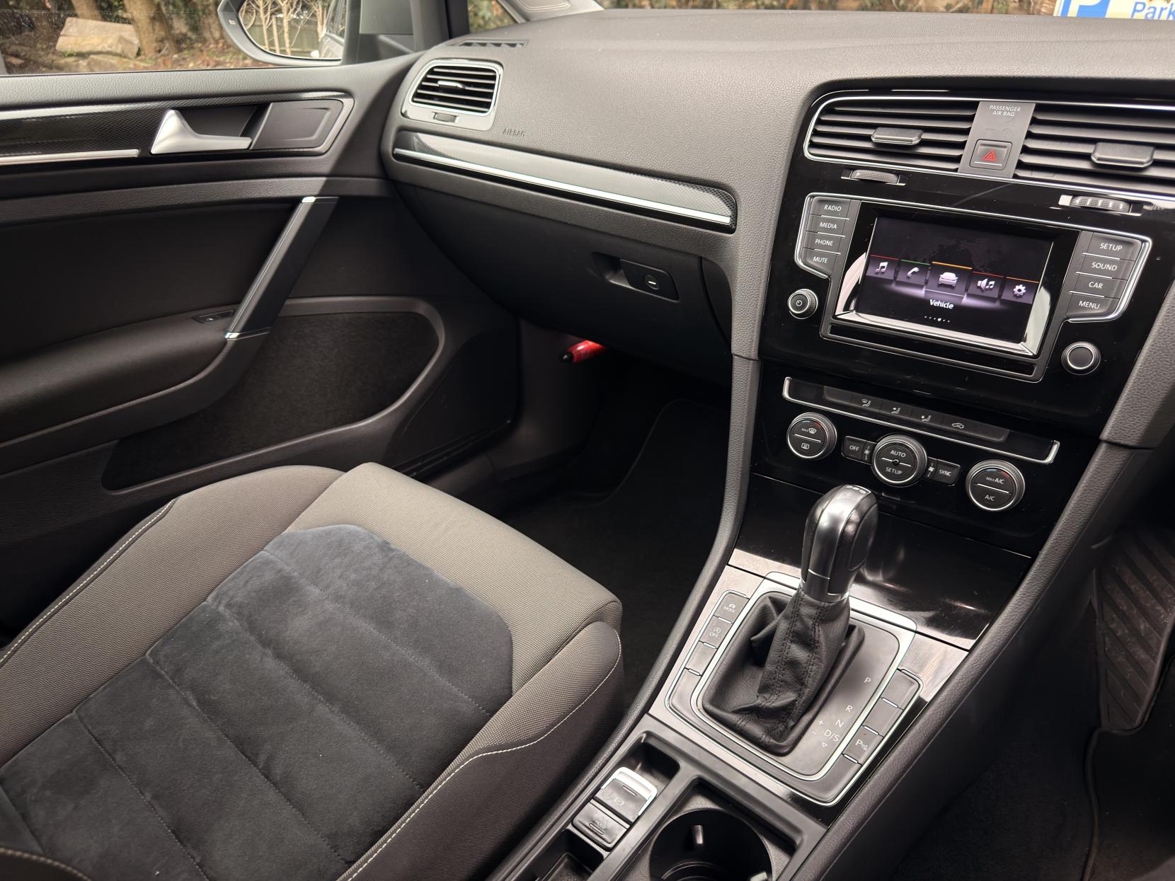 Volkswagen Golf 1.4 TSI BlueMotion Tech Match Hatchback 5dr Petrol DSG Euro 6 (s/s) (125 ps)