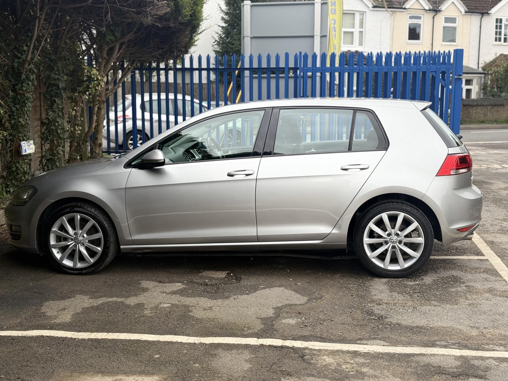 Volkswagen Golf 1.4 TSI BlueMotion Tech Match Hatchback 5dr Petrol DSG Euro 6 (s/s) (125 ps)