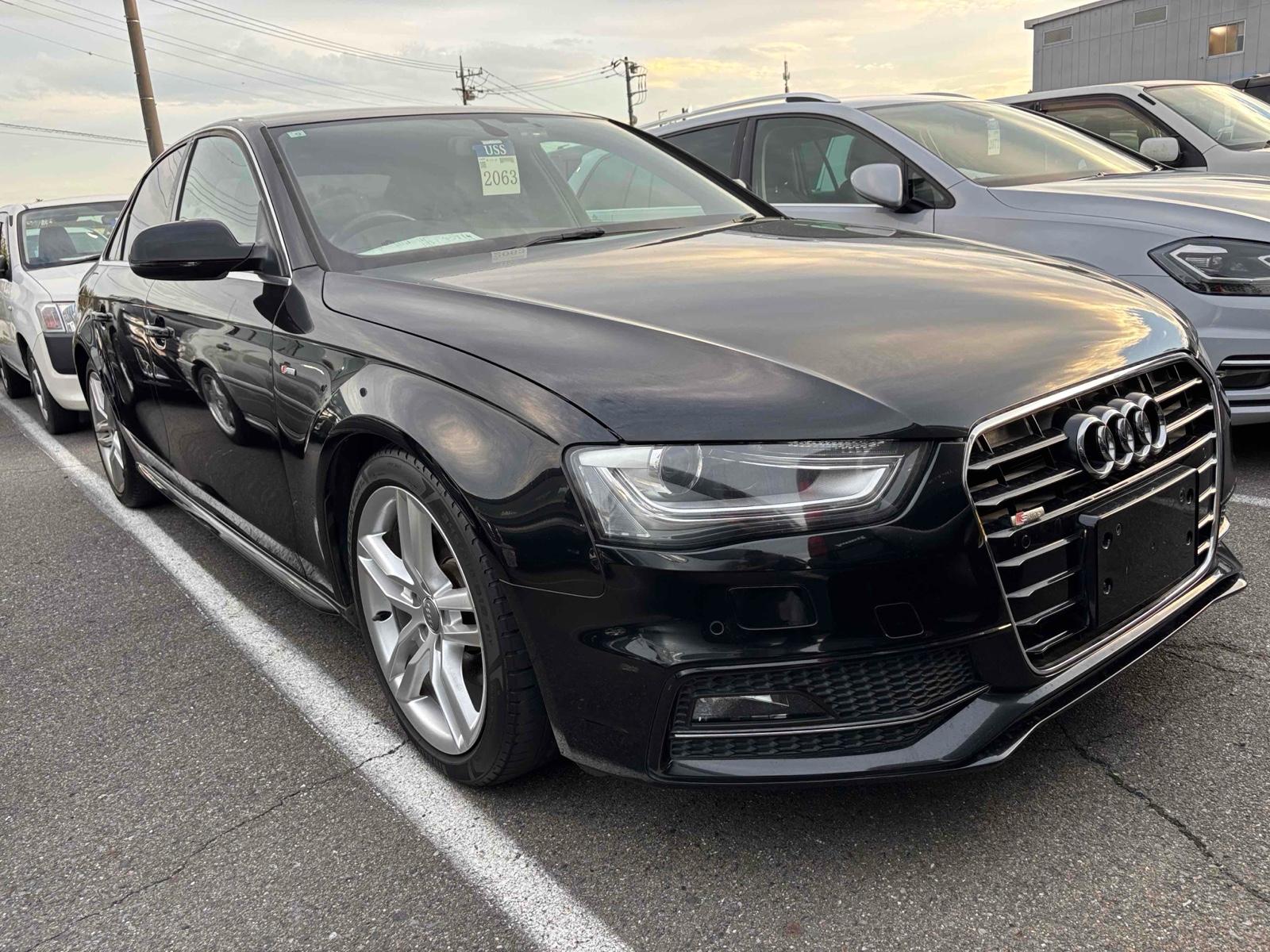 Audi A4 2.0 TFSI S line Saloon 4dr Petrol Multitronic Euro 5 (s/s) (211 ps)