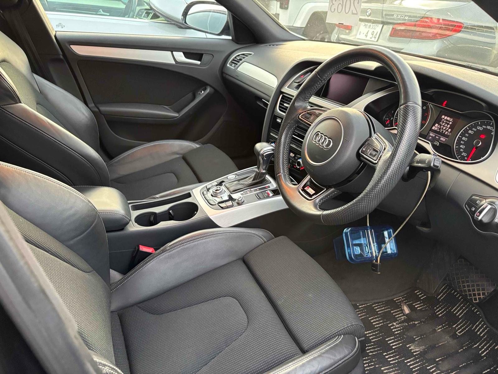 Audi A4 2.0 TFSI S line Saloon 4dr Petrol Multitronic Euro 5 (s/s) (211 ps)