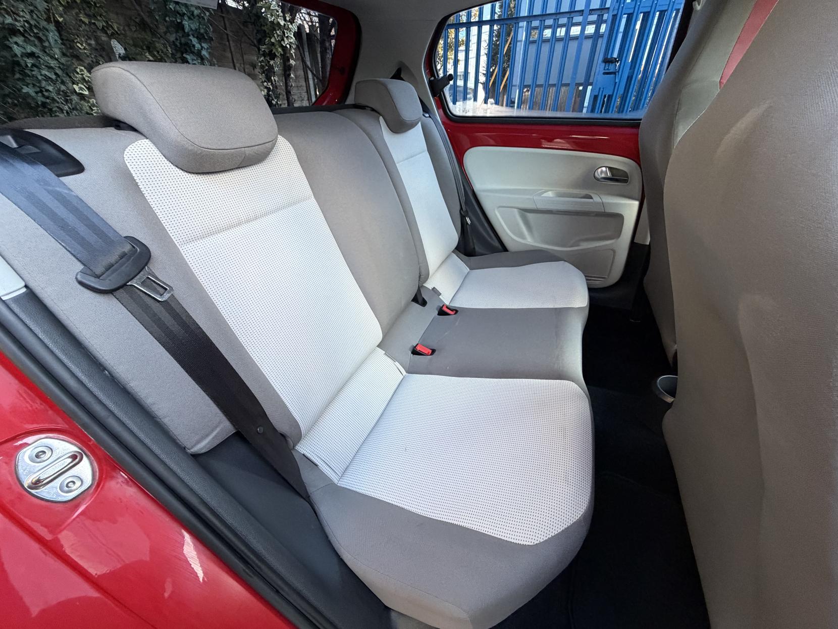 Volkswagen up! 1.0 High up! Hatchback 5dr Petrol ASG Euro 6 (75 ps)