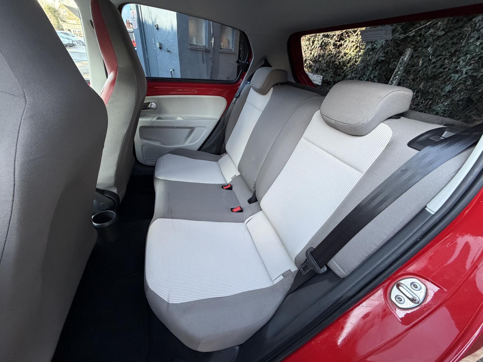 Volkswagen up! 1.0 High up! Hatchback 5dr Petrol ASG Euro 6 (75 ps)