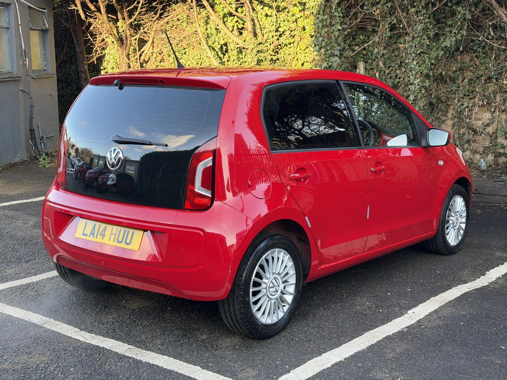 Volkswagen up! 1.0 High up! Hatchback 5dr Petrol ASG Euro 6 (75 ps)