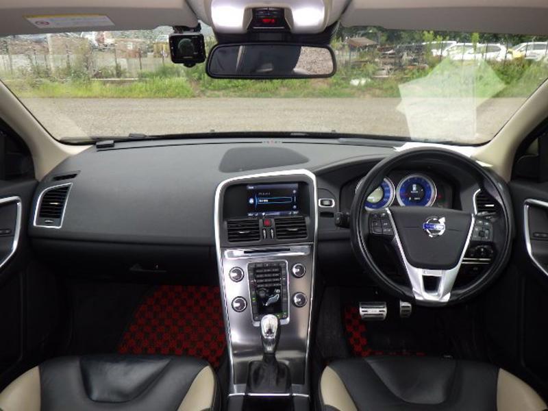 Volvo XC60 2.0 T5 SE SUV 5dr Petrol Powershift Euro 5 (240 ps)