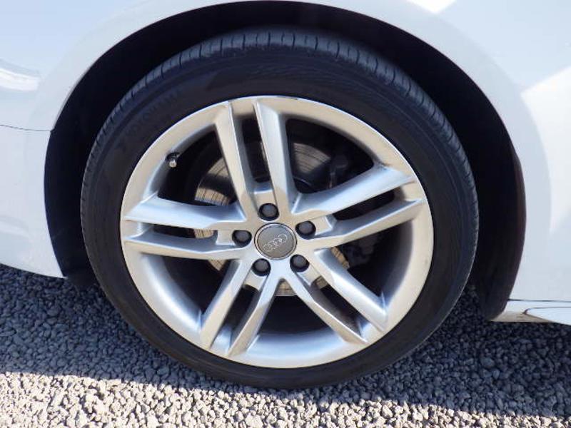 Audi A4 Avant 2.0 TFSI S line Estate 5dr Petrol Multitronic Euro 5 (s/s) (211 ps)