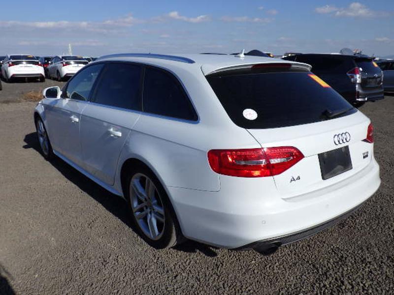 Audi A4 Avant 2.0 TFSI S line Estate 5dr Petrol Multitronic Euro 5 (s/s) (211 ps)