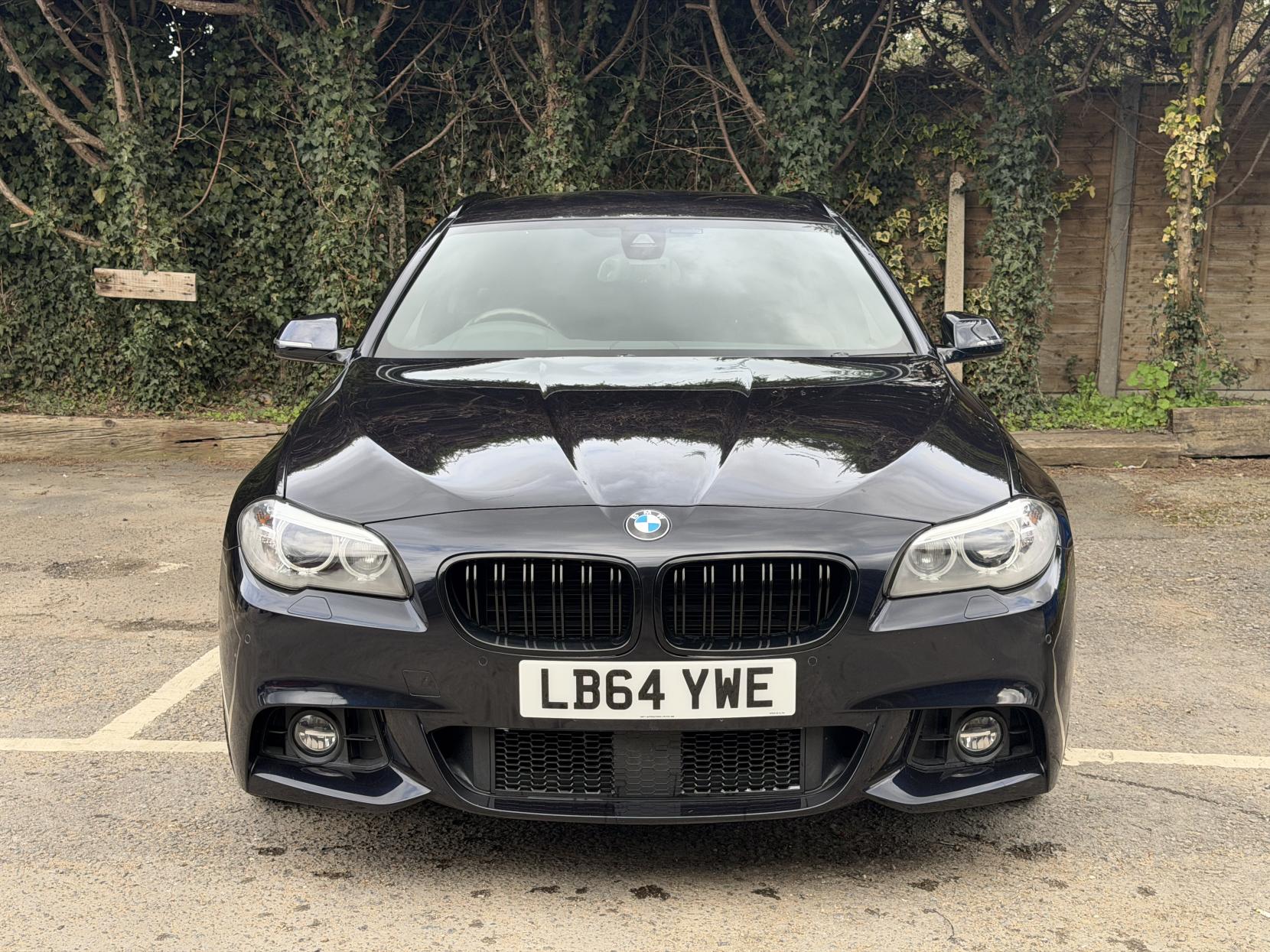 BMW 5 Series 2.0 520i M Sport Touring 5dr Petrol Auto Euro 6 (s/s) (184 ps)