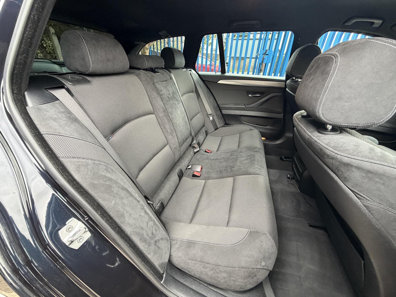 BMW 5 Series 2.0 520i M Sport Touring 5dr Petrol Auto Euro 6 (s/s) (184 ps)
