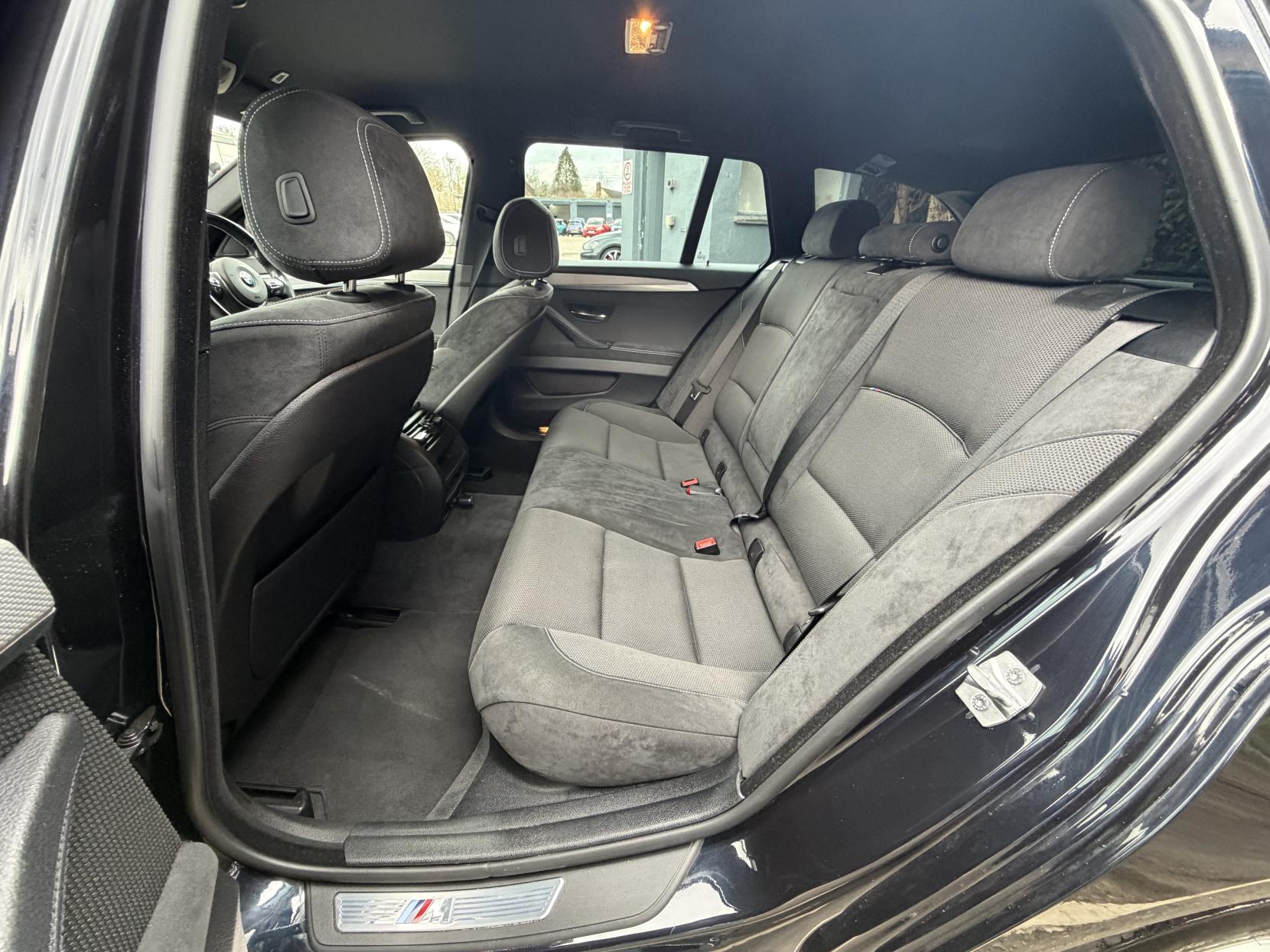 BMW 5 Series 2.0 520i M Sport Touring 5dr Petrol Auto Euro 6 (s/s) (184 ps)