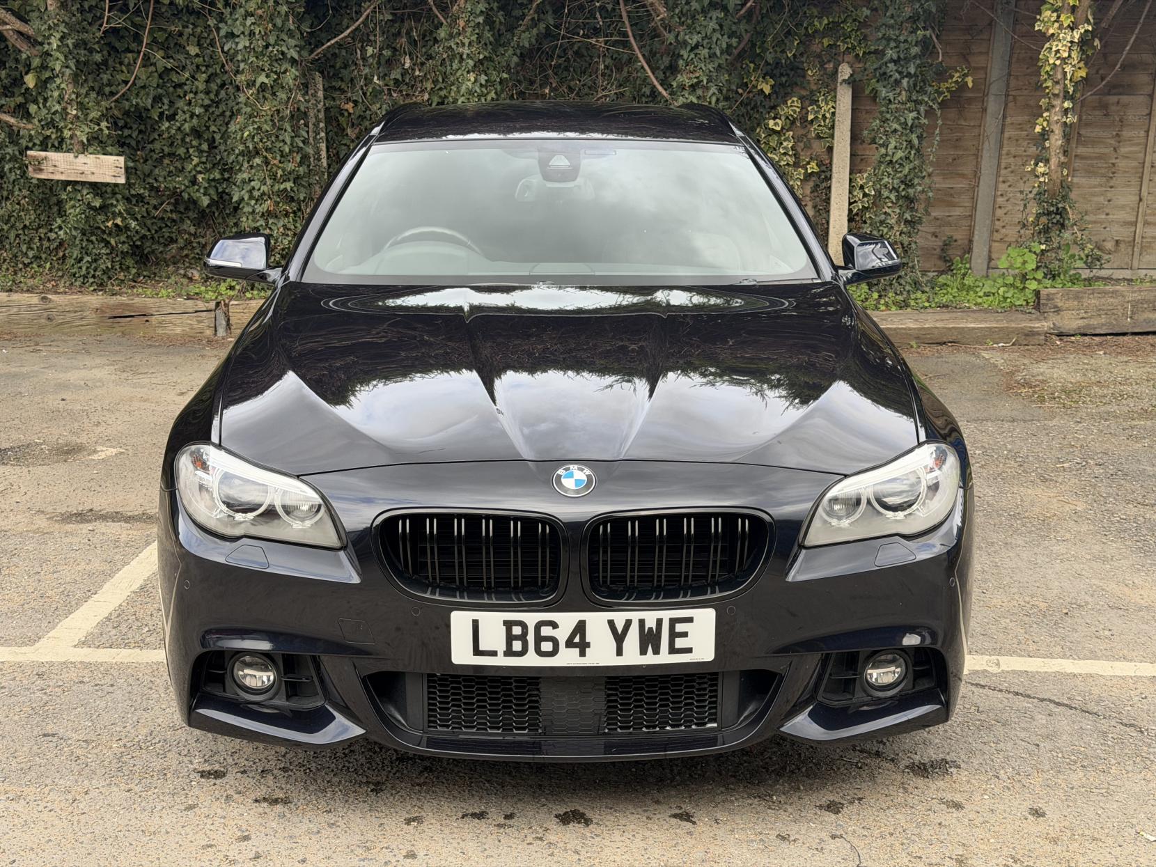 BMW 5 Series 2.0 520i M Sport Touring 5dr Petrol Auto Euro 6 (s/s) (184 ps)