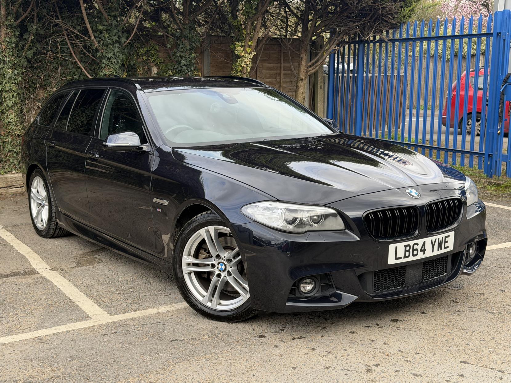 BMW 5 Series 2.0 520i M Sport Touring 5dr Petrol Auto Euro 6 (s/s) (184 ps)