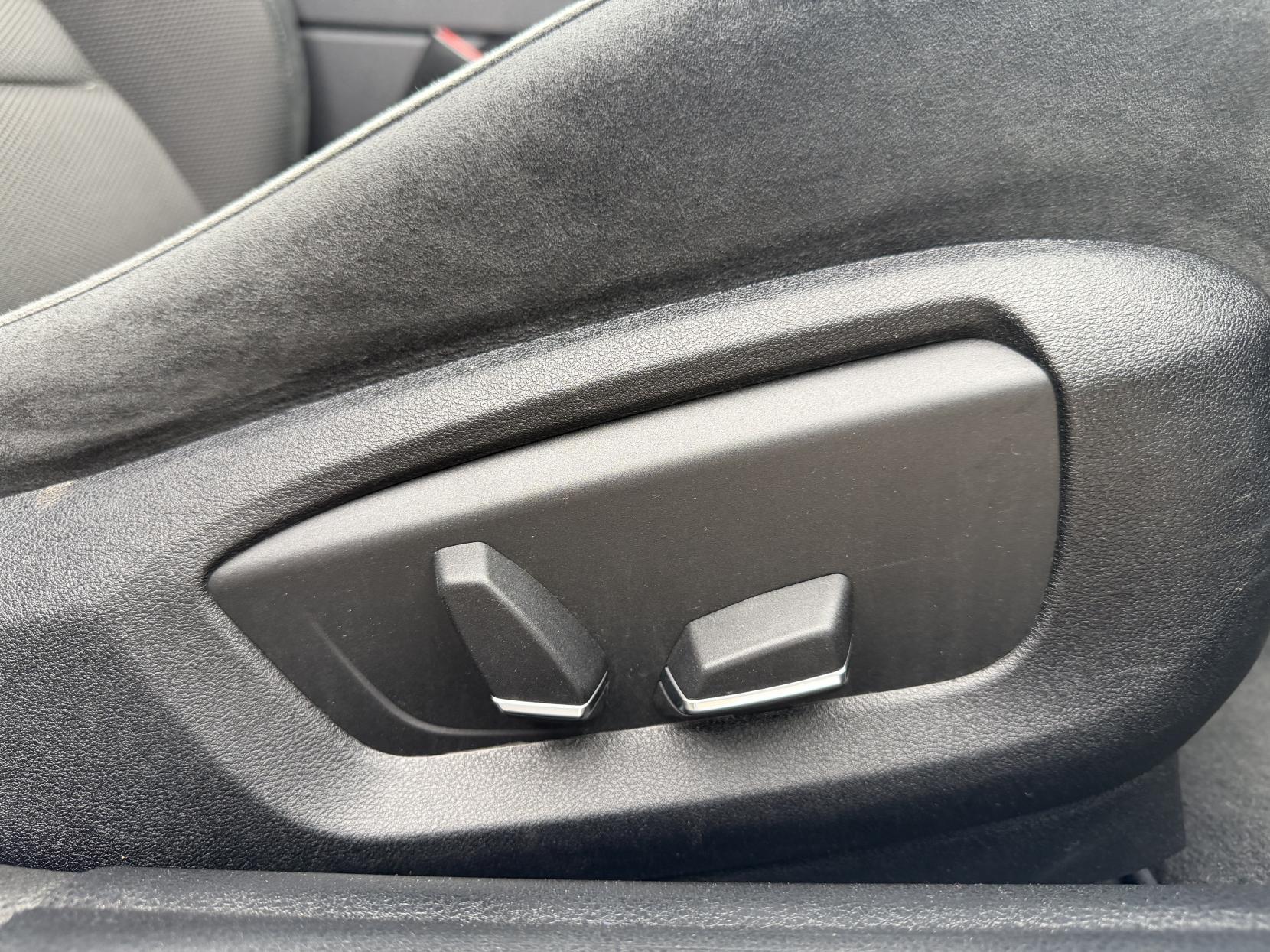 BMW 5 Series 2.0 520i M Sport Touring 5dr Petrol Auto Euro 6 (s/s) (184 ps)