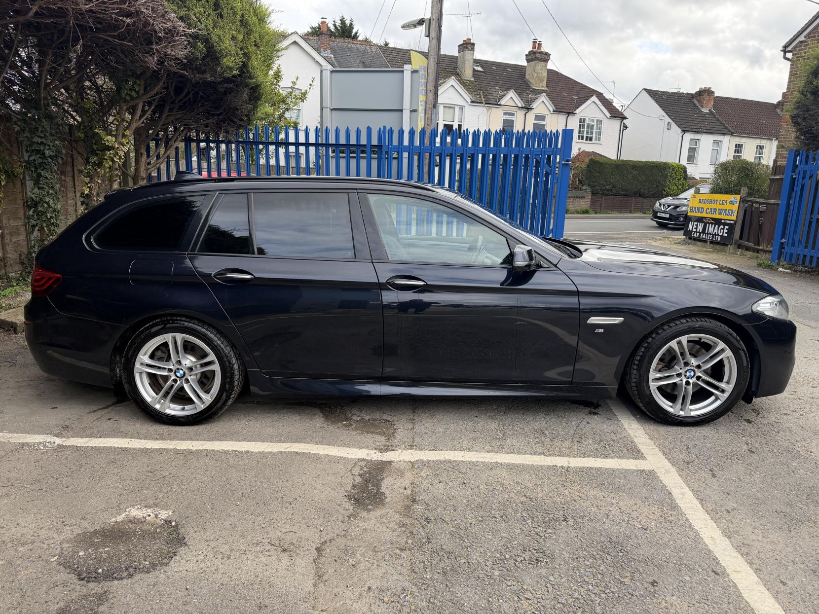 BMW 5 Series 2.0 520i M Sport Touring 5dr Petrol Auto Euro 6 (s/s) (184 ps)