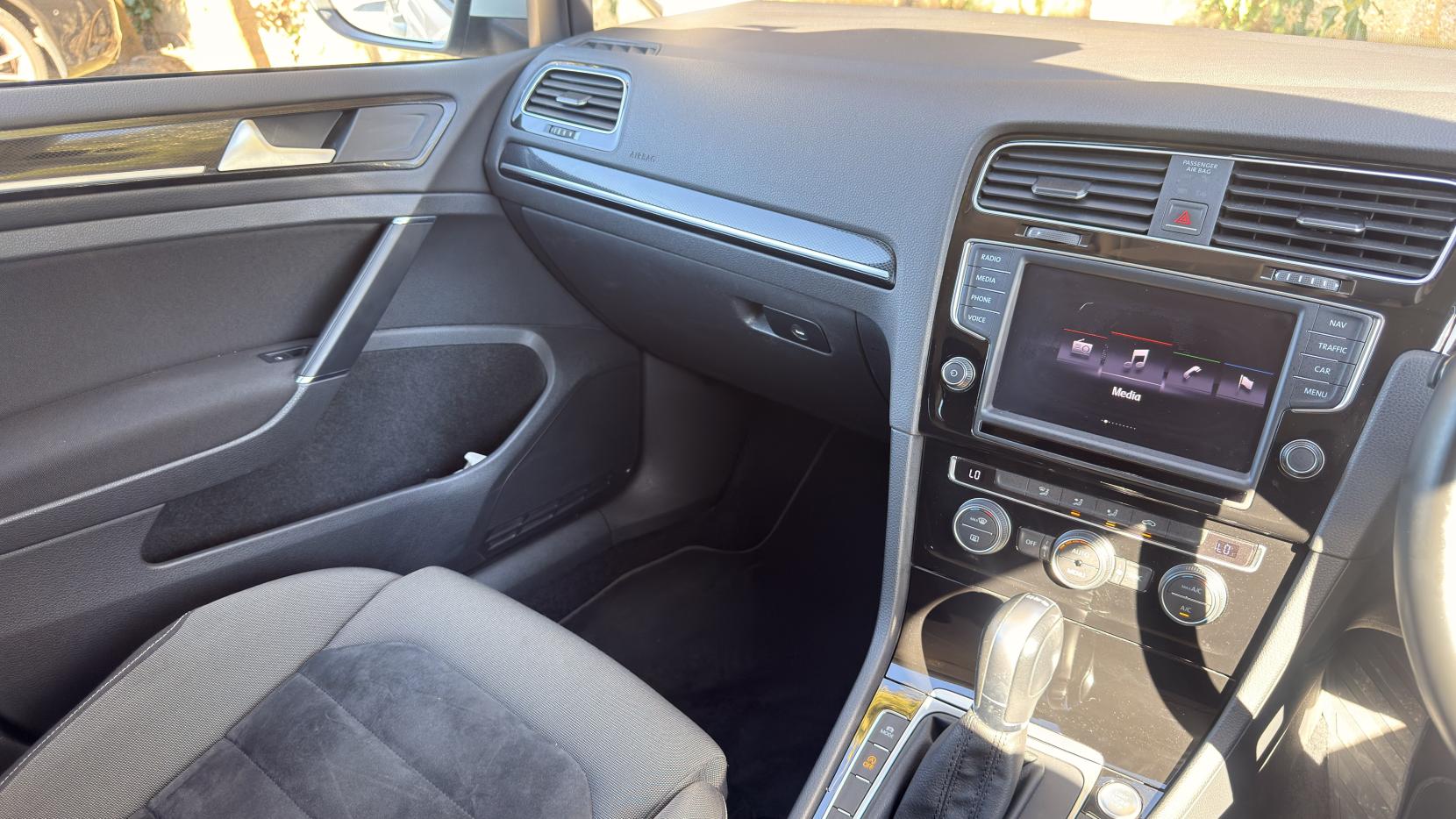 Volkswagen Golf 1.4 TSI BlueMotion Tech Match Hatchback 5dr Petrol DSG Euro 6 (s/s) (125 ps)