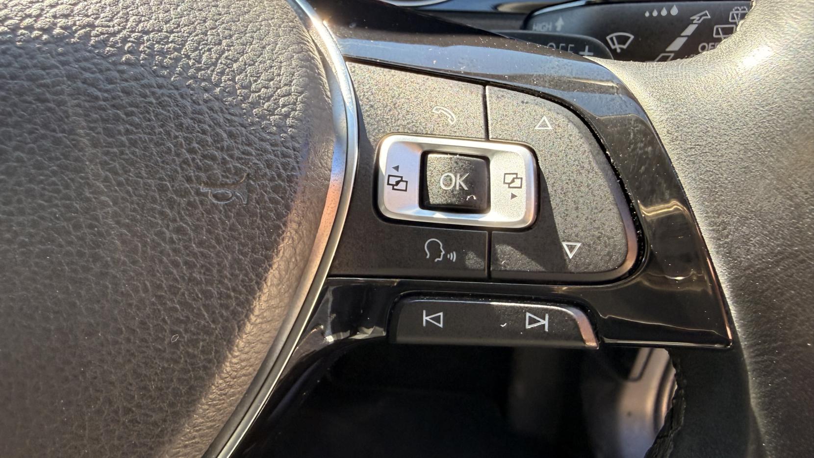 Volkswagen Golf 1.4 TSI BlueMotion Tech Match Hatchback 5dr Petrol DSG Euro 6 (s/s) (125 ps)