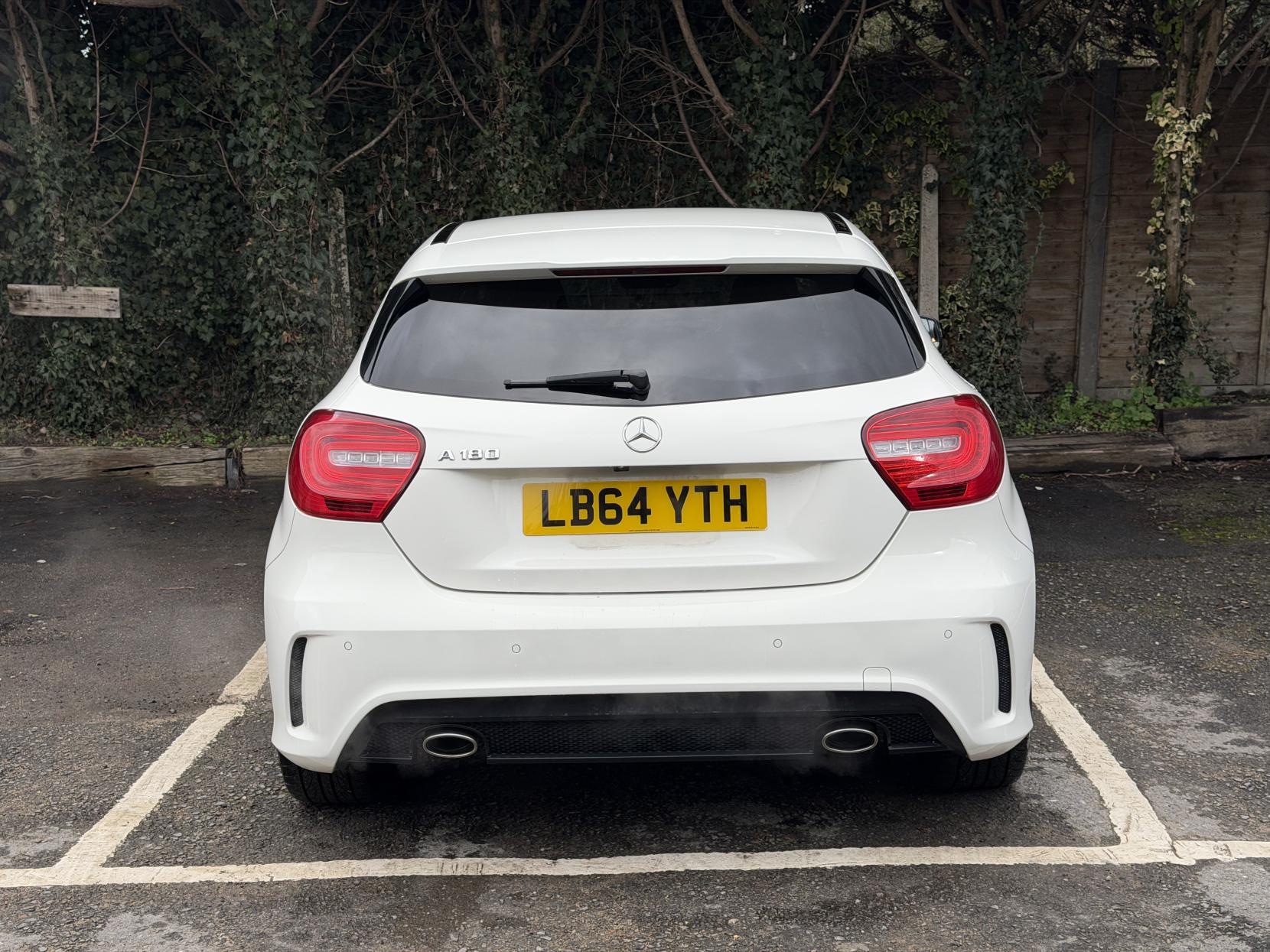 Mercedes-Benz A Class 1.6 A180 BlueEfficiency SE Hatchback 5dr Petrol 7G-DCT Euro 6 (s/s) (122 ps)