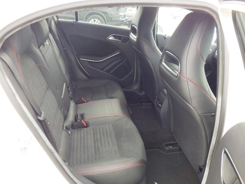 Mercedes-Benz A Class 1.6 A180 BlueEfficiency SE Hatchback 5dr Petrol 7G-DCT Euro 6 (s/s) (122 ps)