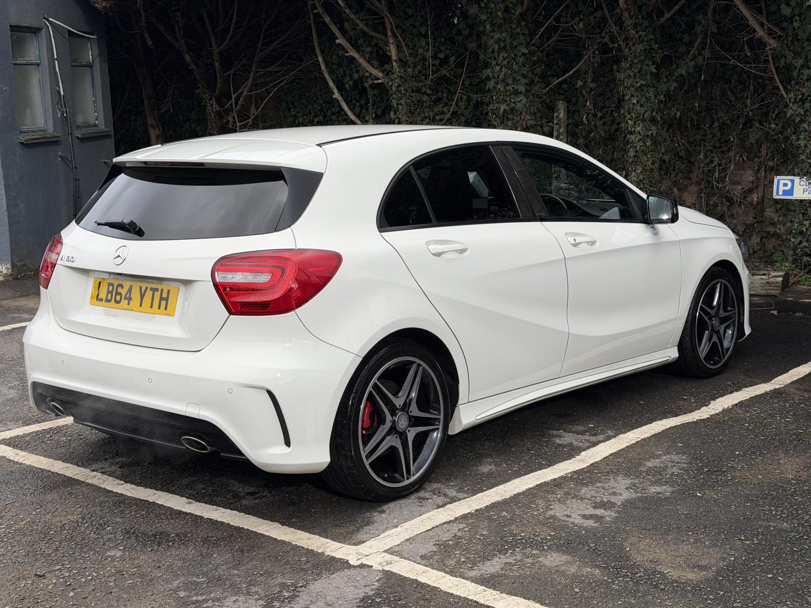 Mercedes-Benz A Class 1.6 A180 BlueEfficiency SE Hatchback 5dr Petrol 7G-DCT Euro 6 (s/s) (122 ps)