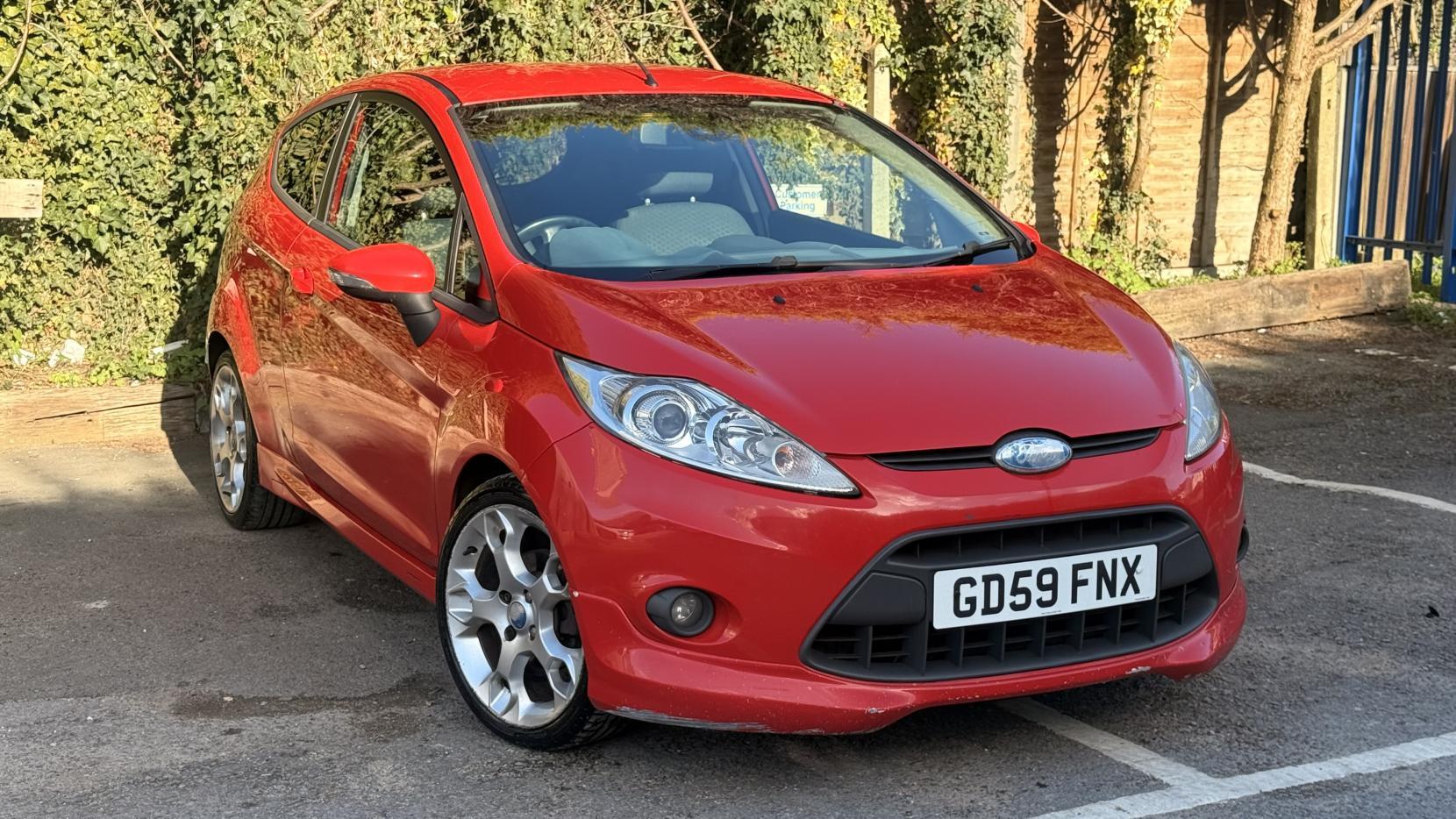 Ford Fiesta 1.6 Zetec S Hatchback 3dr Petrol Manual (139 g/km, 118 bhp)