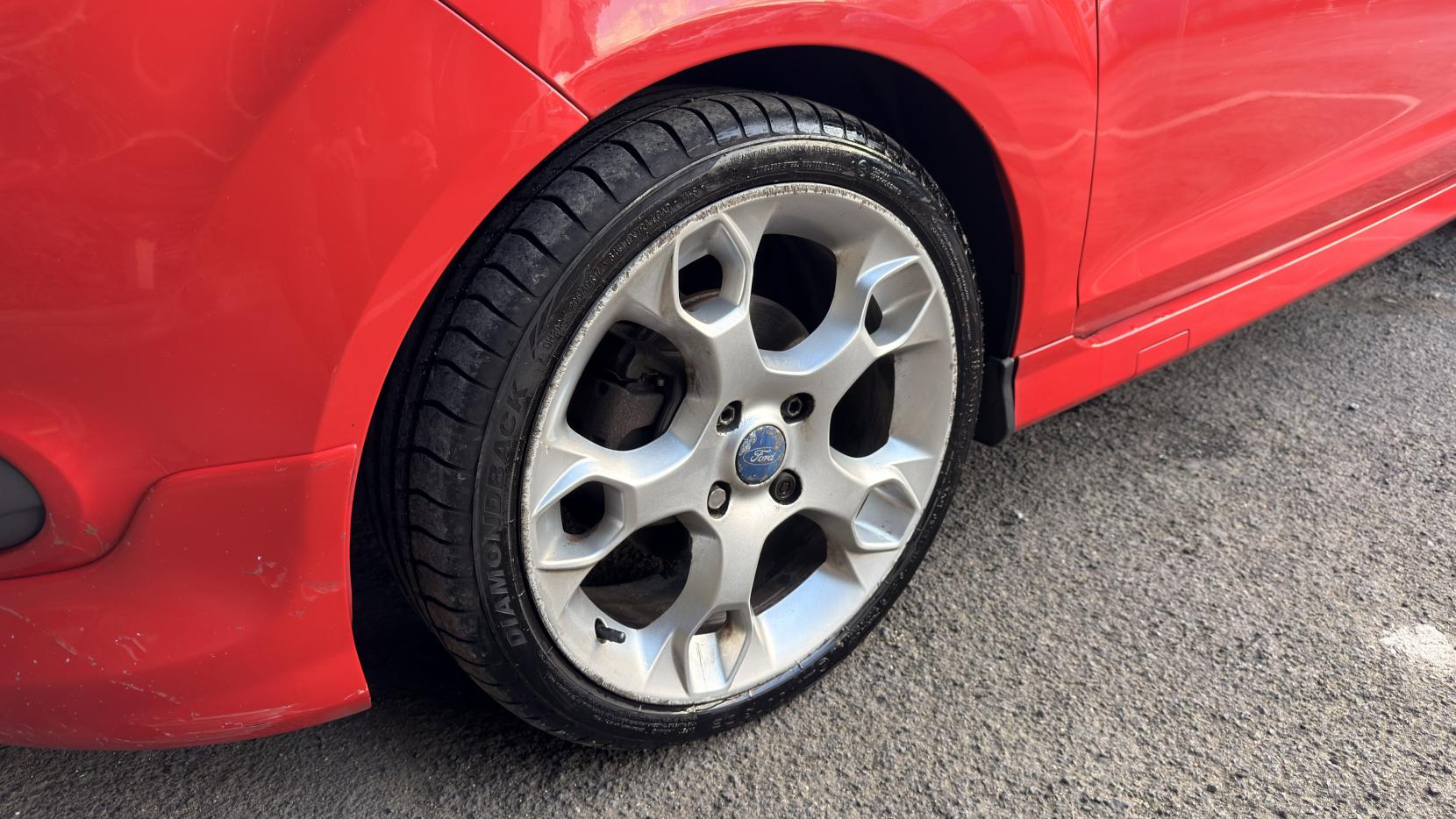 Ford Fiesta 1.6 Zetec S Hatchback 3dr Petrol Manual (139 g/km, 118 bhp)