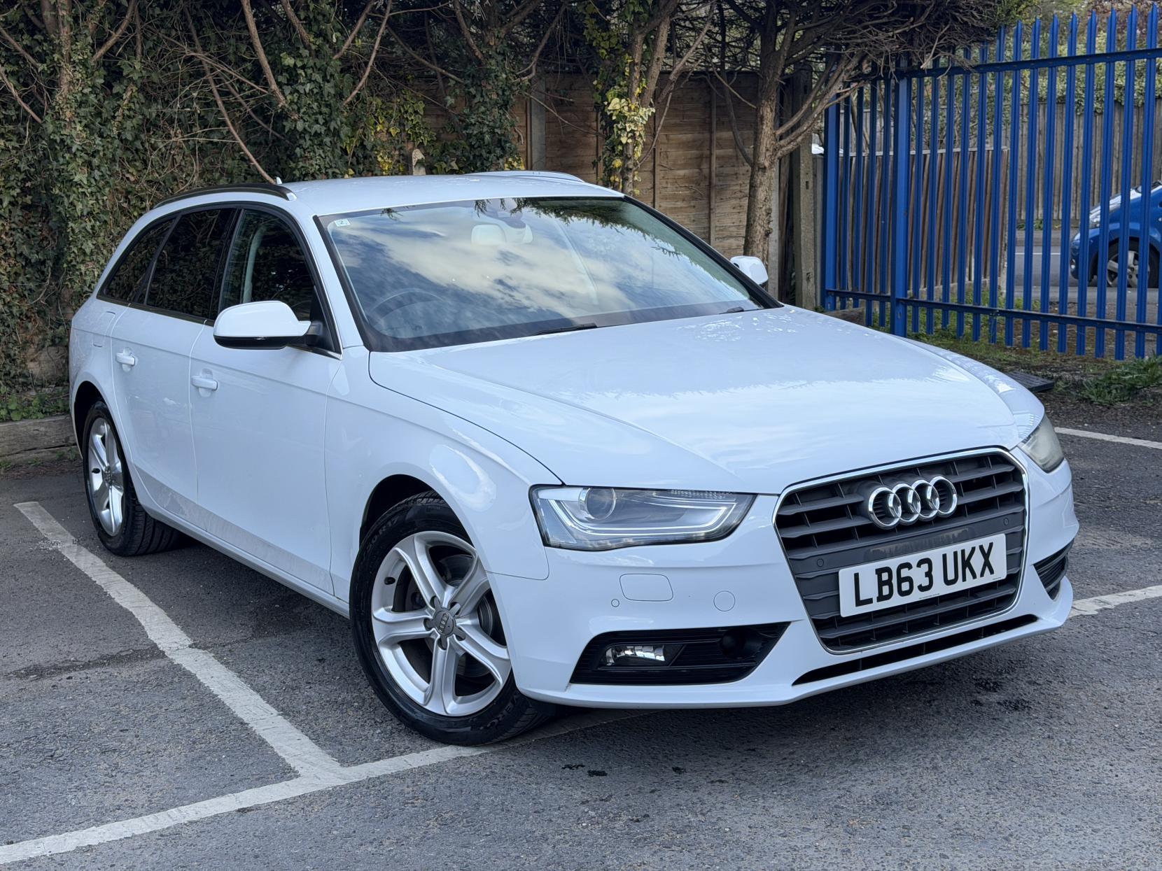 Audi A4 Avant 2.0 TFSI SE Estate 5dr Petrol Multitronic Euro 5 (s/s) (211 ps)