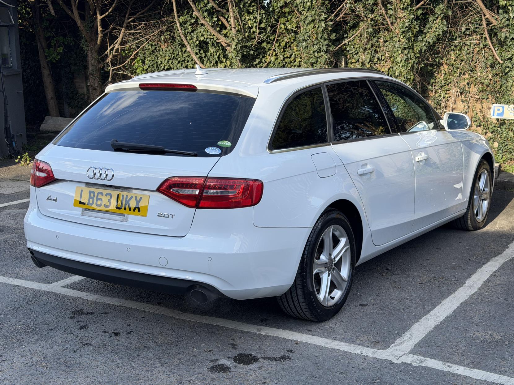 Audi A4 Avant 2.0 TFSI SE Estate 5dr Petrol Multitronic Euro 5 (s/s) (211 ps)