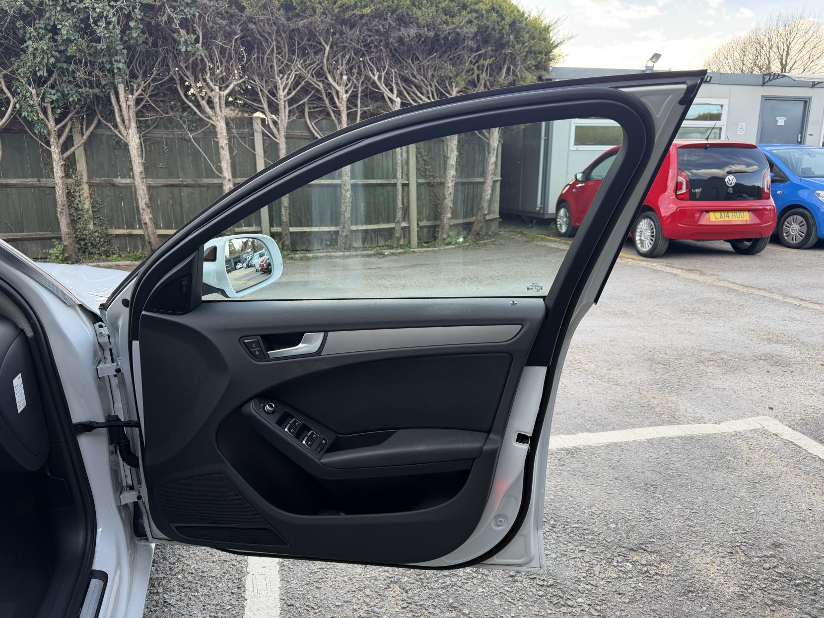 Audi A4 Avant 2.0 TFSI SE Estate 5dr Petrol Multitronic Euro 5 (s/s) (211 ps)