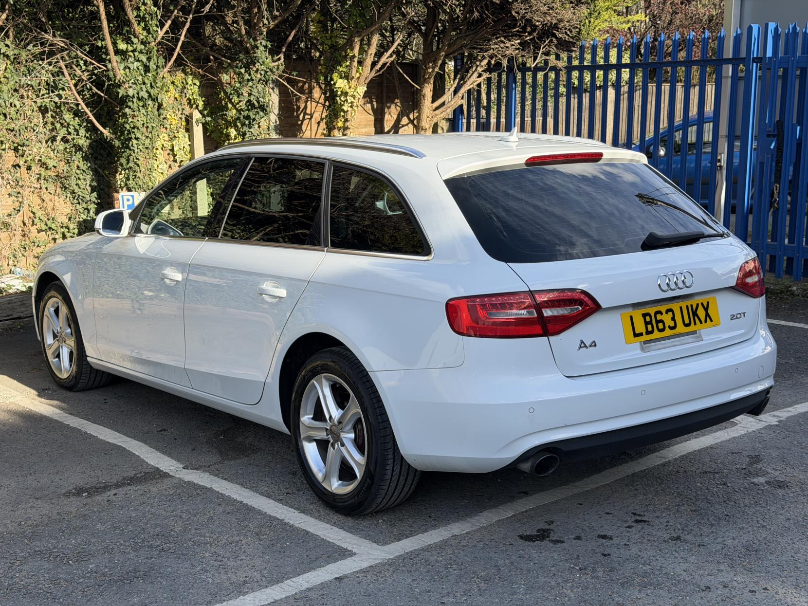 Audi A4 Avant 2.0 TFSI SE Estate 5dr Petrol Multitronic Euro 5 (s/s) (211 ps)