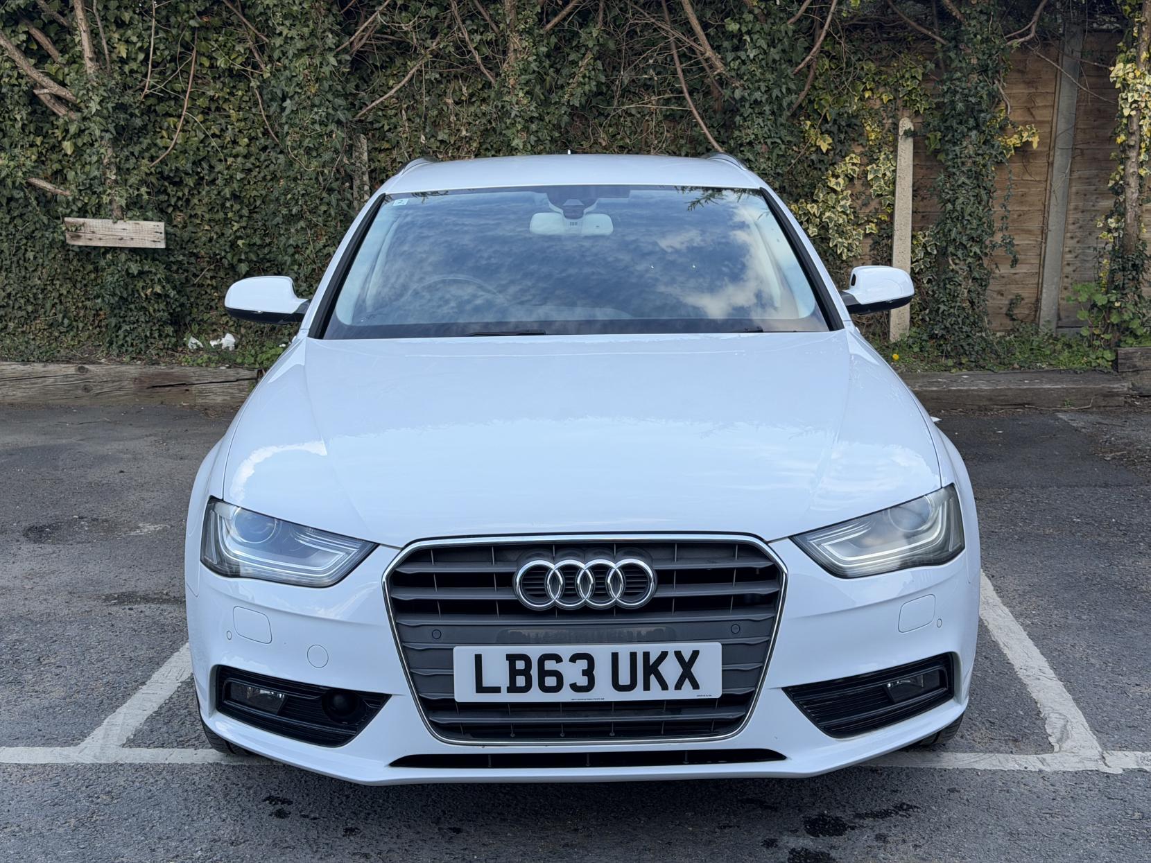 Audi A4 Avant 2.0 TFSI SE Estate 5dr Petrol Multitronic Euro 5 (s/s) (211 ps)