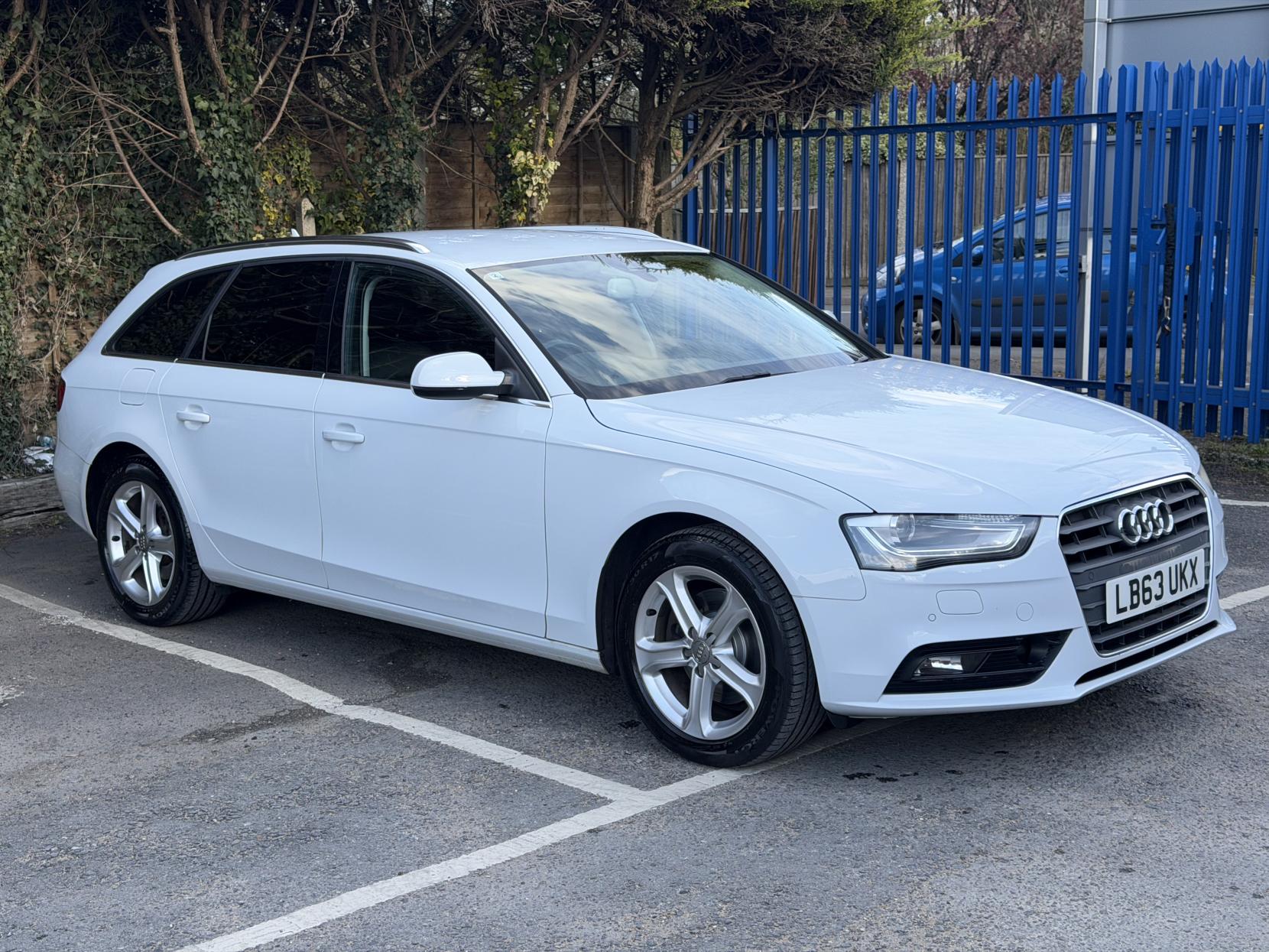 Audi A4 Avant 2.0 TFSI SE Estate 5dr Petrol Multitronic Euro 5 (s/s) (211 ps)