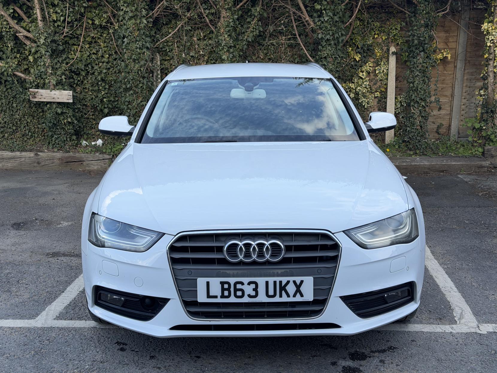 Audi A4 Avant 2.0 TFSI SE Estate 5dr Petrol Multitronic Euro 5 (s/s) (211 ps)