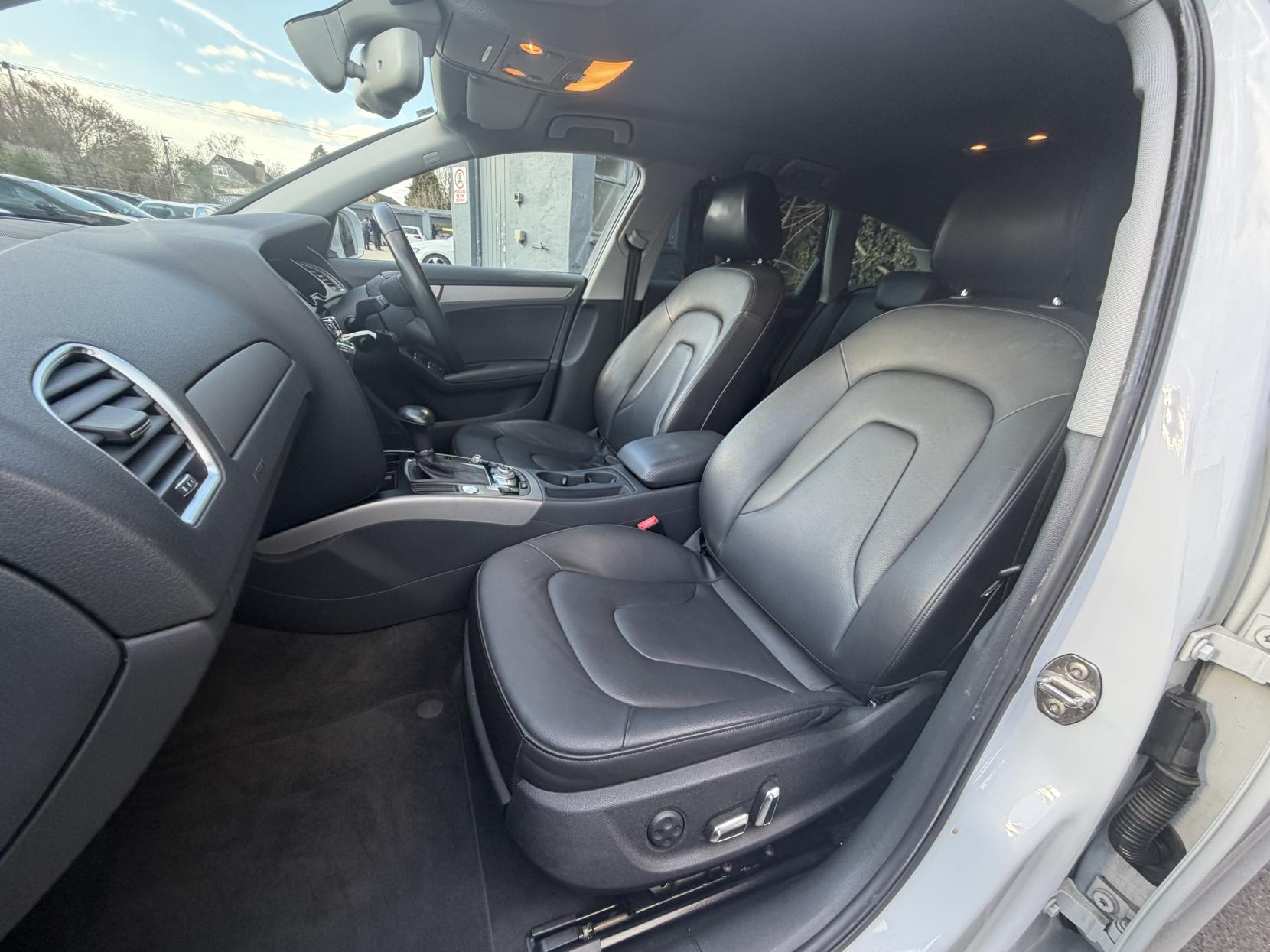 Audi A4 Avant 2.0 TFSI SE Estate 5dr Petrol Multitronic Euro 5 (s/s) (211 ps)