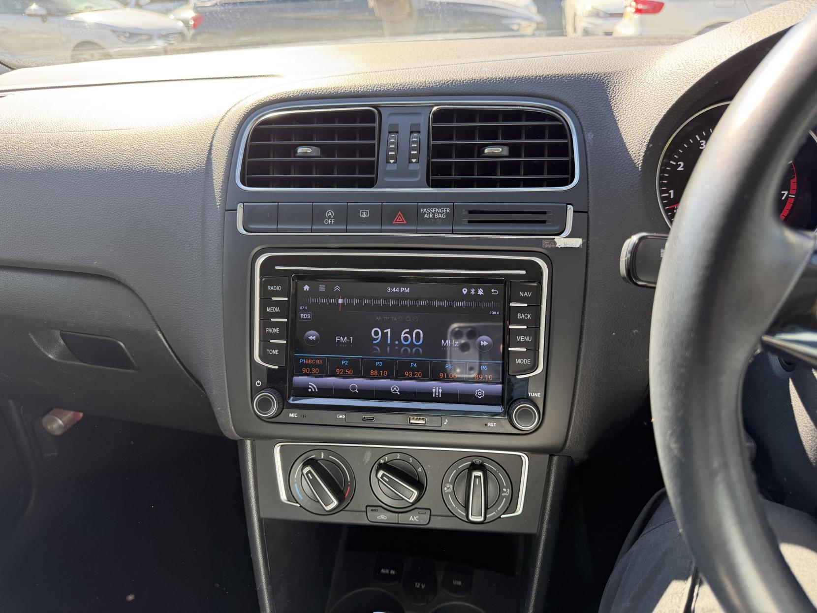 Volkswagen Polo 1.2 TSI BlueMotion Tech SE Hatchback 5dr Petrol DSG Euro 6 (s/s) (90 ps)