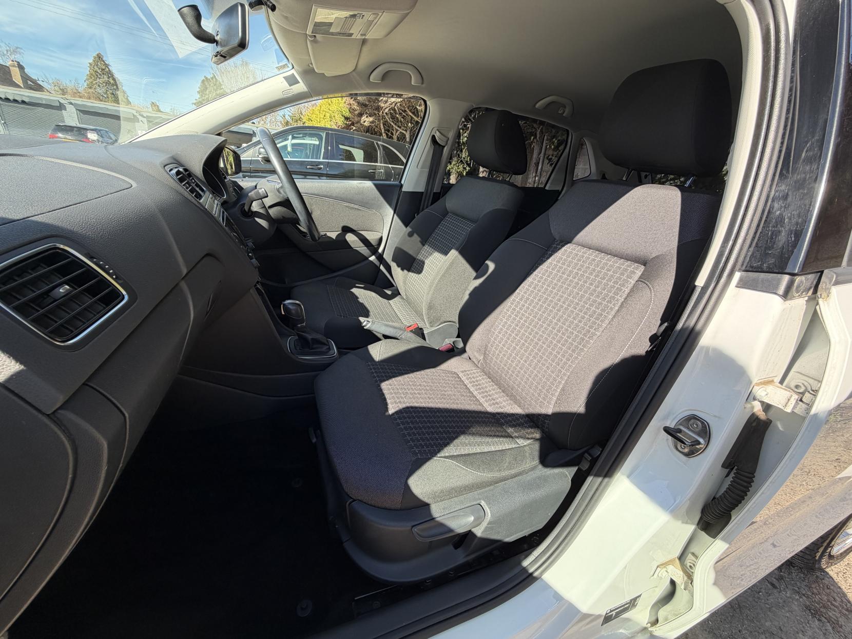 Volkswagen Polo 1.2 TSI BlueMotion Tech SE Hatchback 5dr Petrol DSG Euro 6 (s/s) (90 ps)