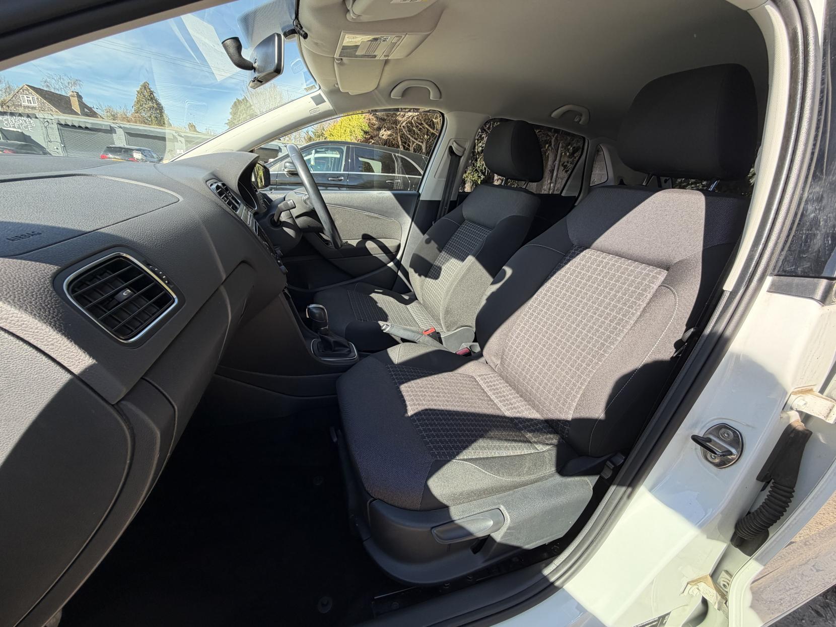 Volkswagen Polo 1.2 TSI BlueMotion Tech SE Hatchback 5dr Petrol DSG Euro 6 (s/s) (90 ps)