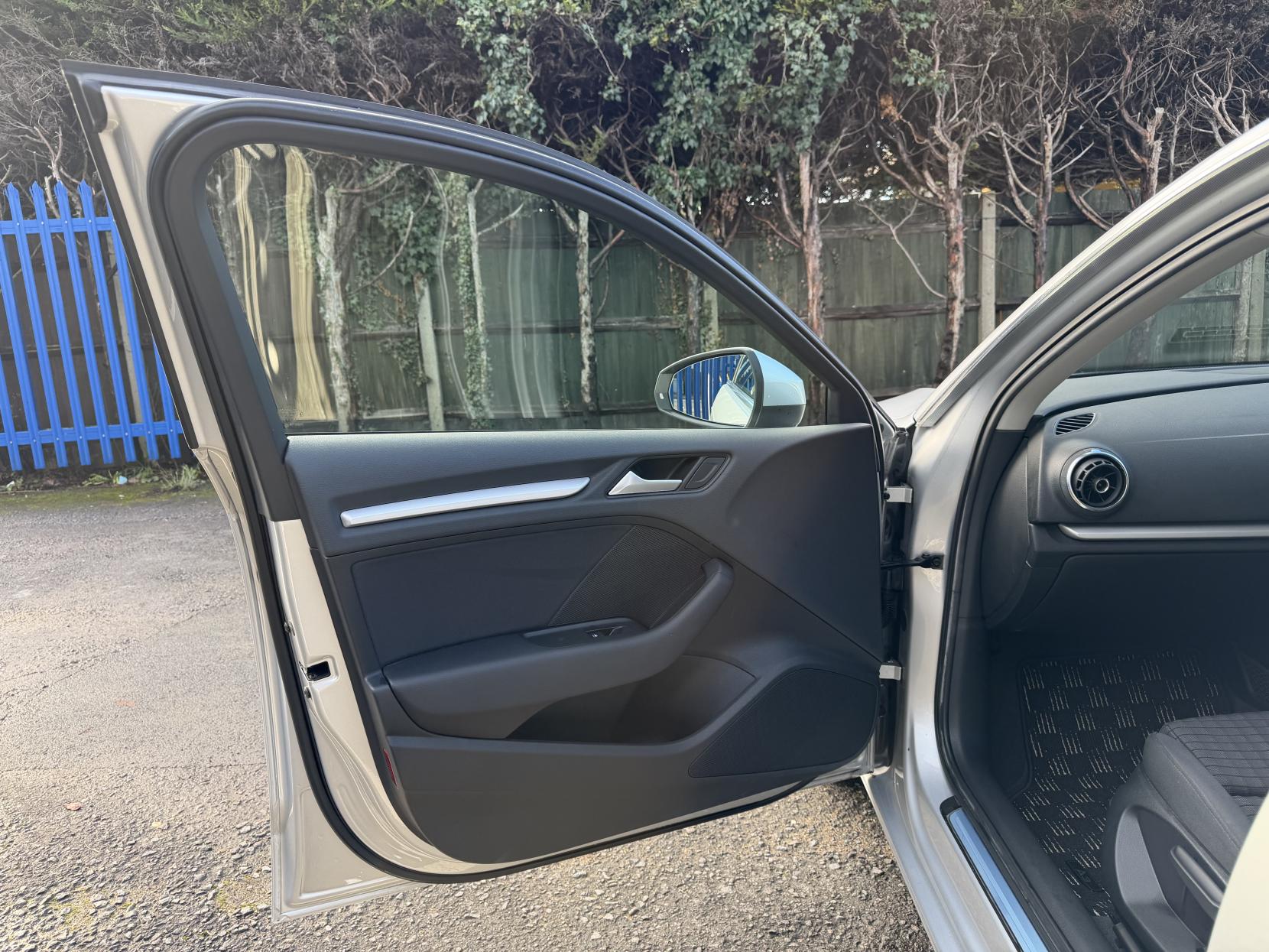 Audi A3 1.4 TFSI CoD Sport Sportback 5dr Petrol S Tronic Euro 6 (s/s) (Nav) (150 ps)