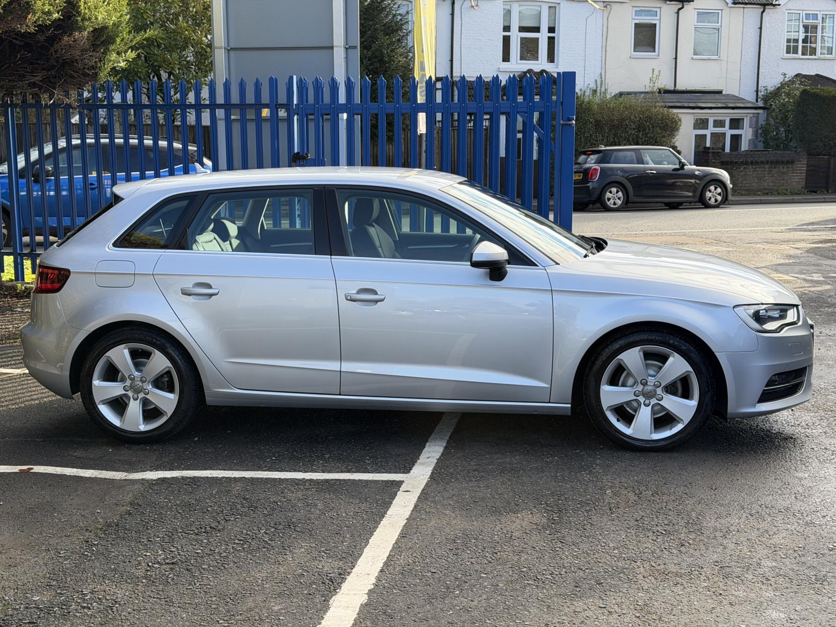 Audi A3 1.4 TFSI CoD Sport Sportback 5dr Petrol S Tronic Euro 6 (s/s) (Nav) (150 ps)