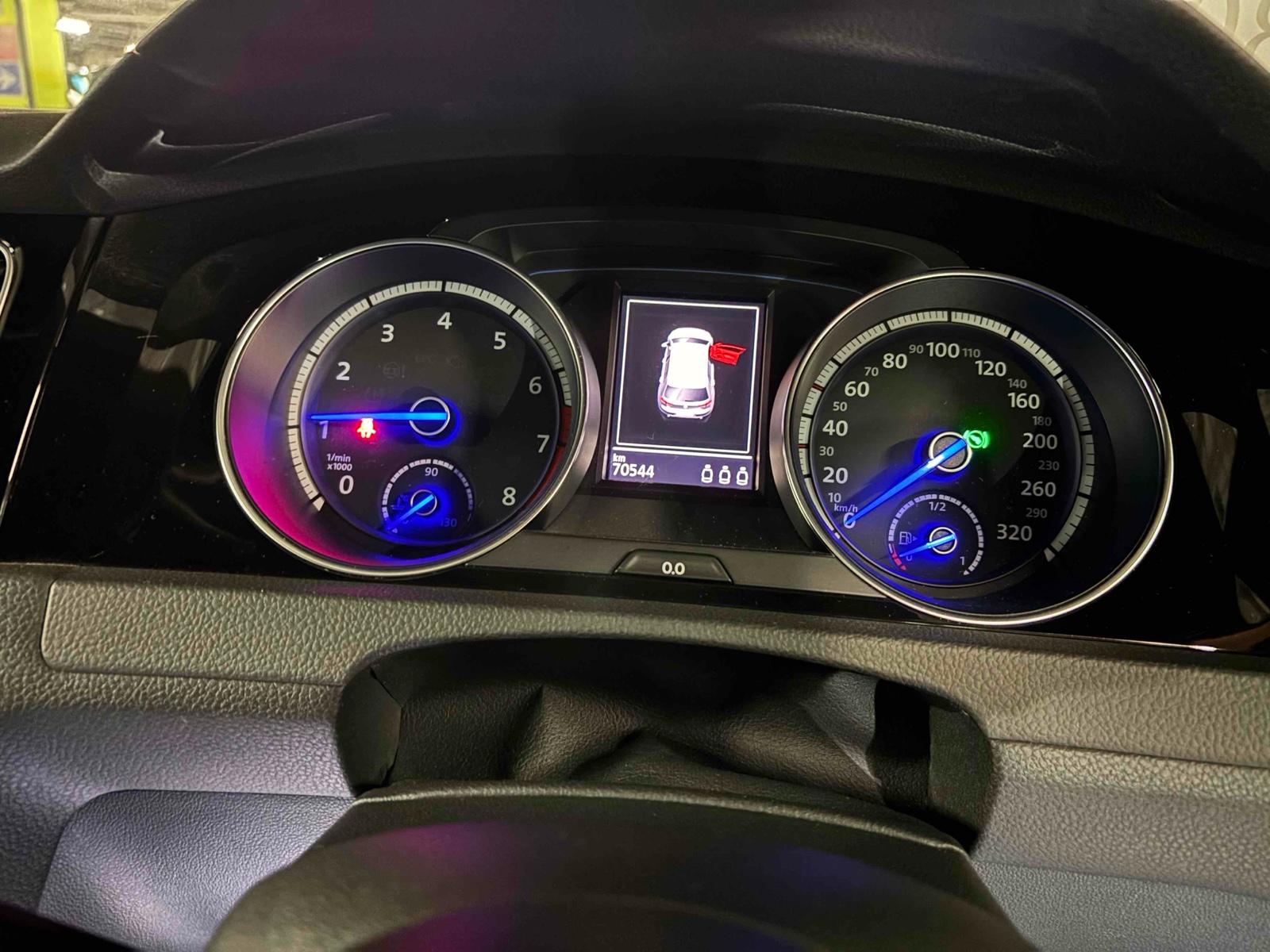 Volkswagen Golf 2.0 TSI BlueMotion Tech R Hatchback 5dr Petrol DSG 4Motion Euro 6 (s/s) (300 ps)