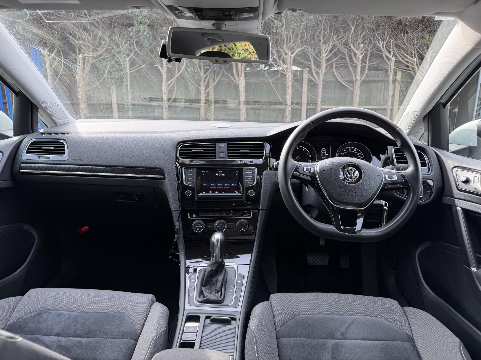 Volkswagen Golf 1.4 TSI BlueMotion Tech Match Hatchback 5dr Petrol DSG Euro 6 (s/s) (125 ps)