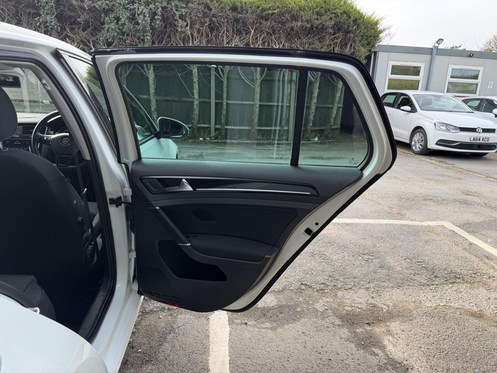 Volkswagen Golf 1.4 TSI BlueMotion Tech Match Hatchback 5dr Petrol DSG Euro 6 (s/s) (125 ps)